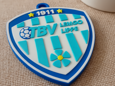 HBL TBV Lemgo keychain badge color printable and renderable Modèles 3D en vedette